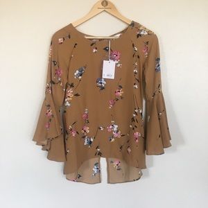 LC Lauren Conrad XS Flutter Sleeve Blouse